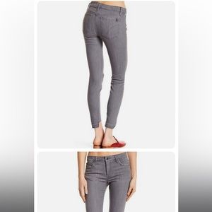 Joe’s Jeans Gray skinny ankle raw hem